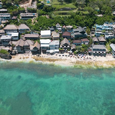 Coral Sands & Coral Sea At Bingin Uluwatu  Luaran gambar