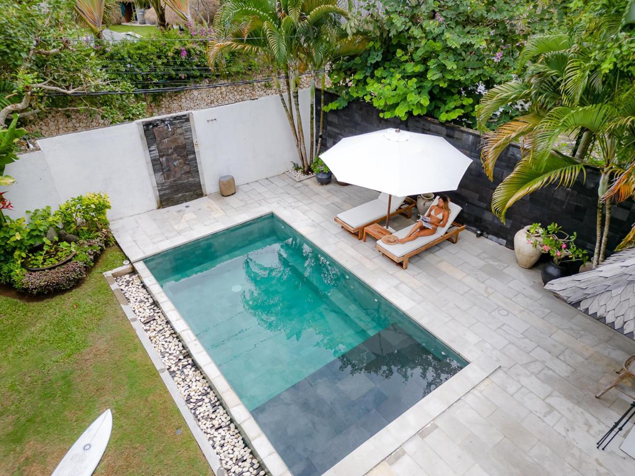 Coral Sands & Coral Sea At Bingin Uluwatu  Luaran gambar